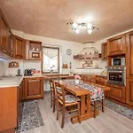 Casa Kristel Cir Comunale N 14 Apartment *