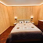 Casa Kristel Cir Comunale N 14 *