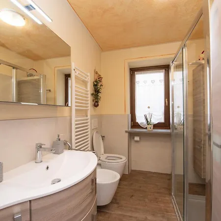 Casa Kristel Cir Comunale N 14